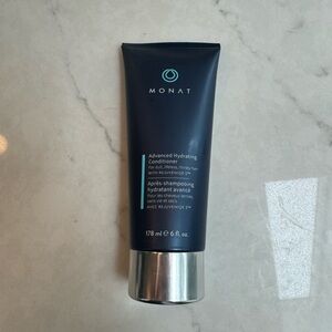 Monat Advanced Hydrating Conditioner NWT